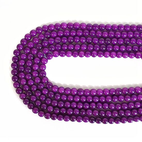 4 mm tumši lillā. Stikla pērļu virtene ar pārklājumu 