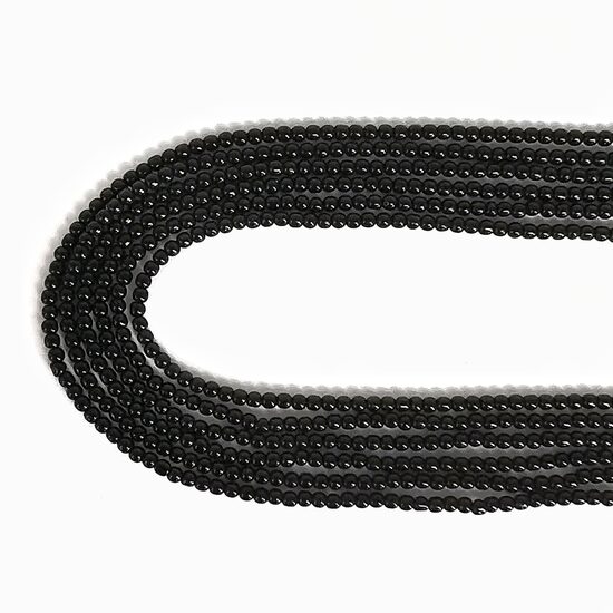 2 mm melna. Stikla pērļu virtene ar pārklājumu 