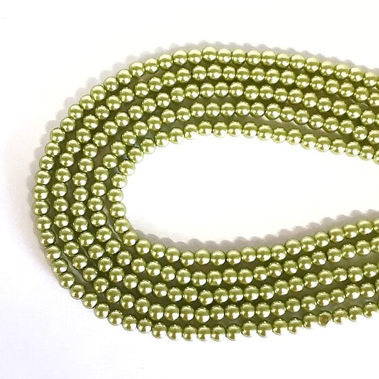 6 mm dzeltenīgi zaļa. Stikla pērļu virtene ar pārklājumu 