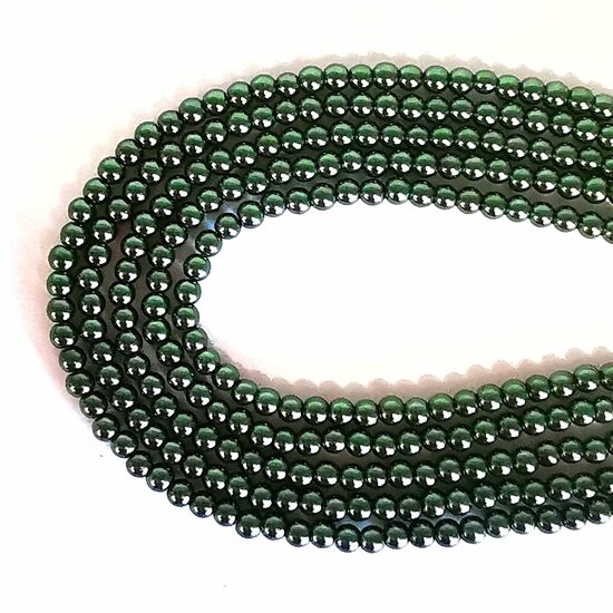 6 mm zaļa. Stikla pērļu virtene ar pārklājumu 