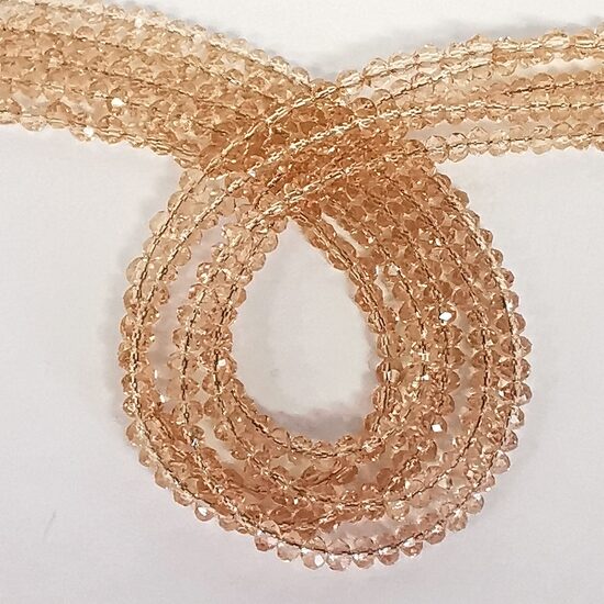 Stikla kristālu virtene 