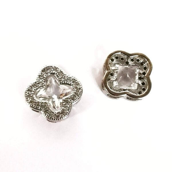 Starplika ar kristālu un cirkoniem