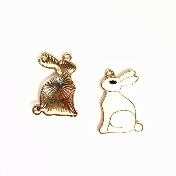 Piekariņš ar emalju zaķis