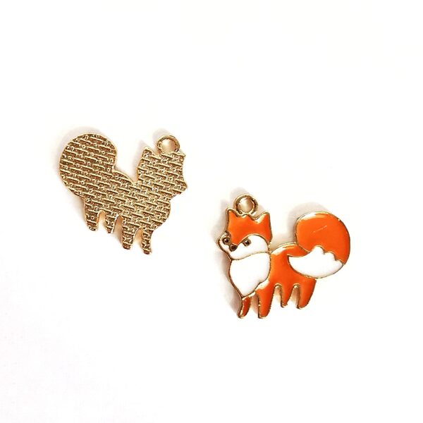 Piekariņš ar emalju lapsa