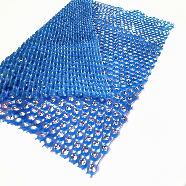 Tīkliņš ar stikla kristāliem